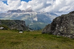 DSC_7938 Dolomitterne om sommeren, kig ud over bjerglandskabet