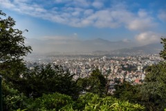 NEP_4571 Udsigten over Kathmandu fra Abetemplet ved solopgang